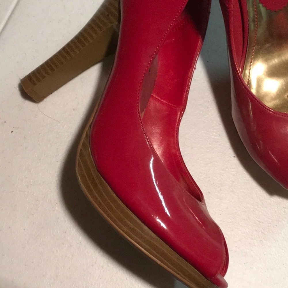 Red Heels - Picture 2 of 4